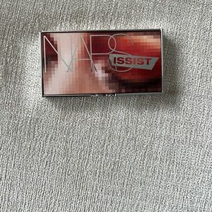 Nars Wanted eyeshadow palette